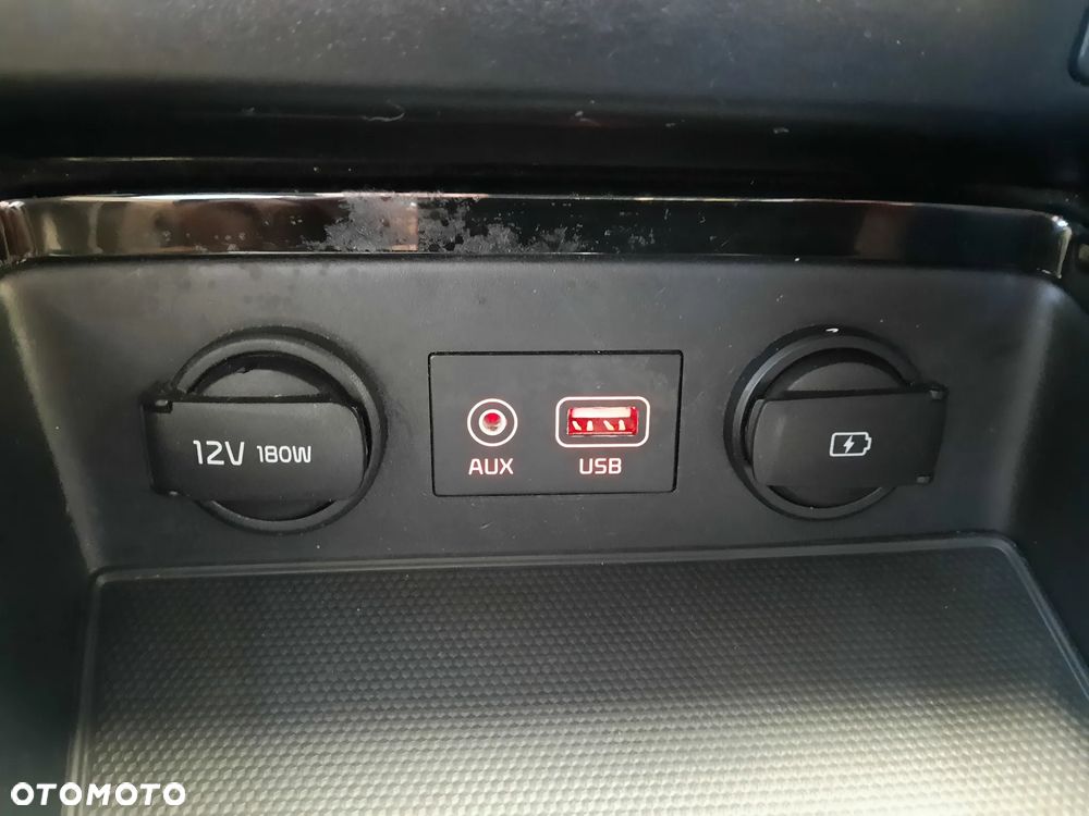 Kia Ceed 1.0 T-GDI 120 OPF Edition 7 - 27
