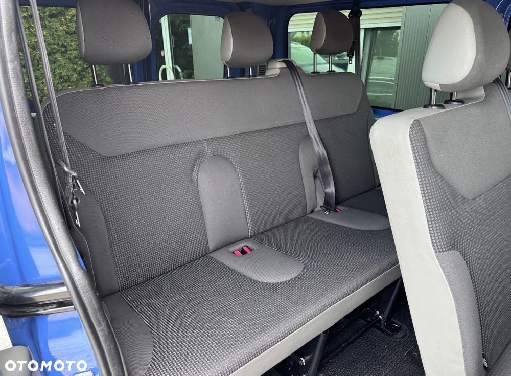 Opel Vivaro - 9