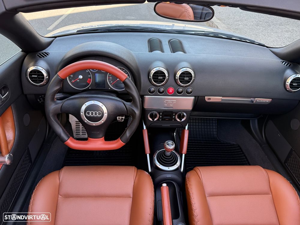 Audi TT Coupé 1.8 T quattro - 31