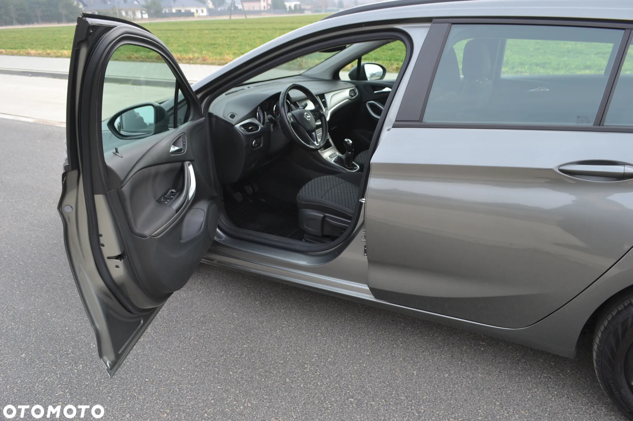 Opel Astra 1.6 D (CDTI) Start/Stop Sports Tourer Edition - 9
