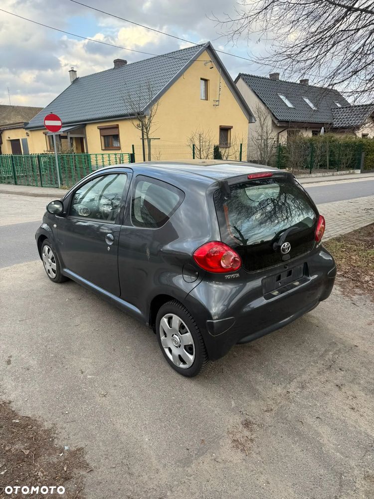 Peugeot 107 70 Filou - 12