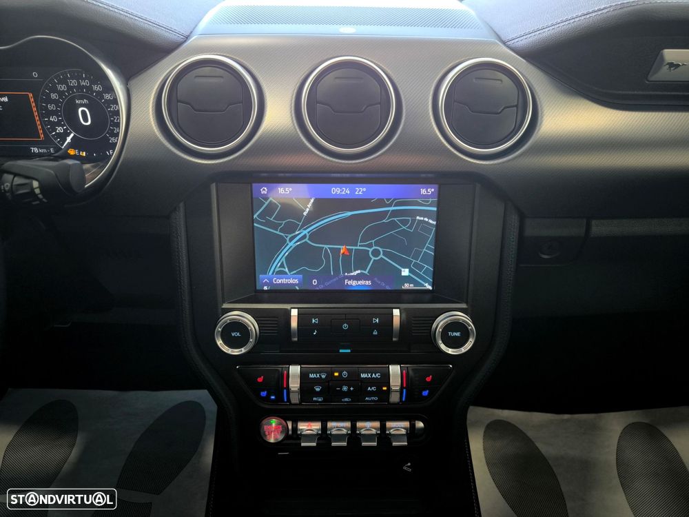 Ford Mustang 2.3i EcoBoost - 13
