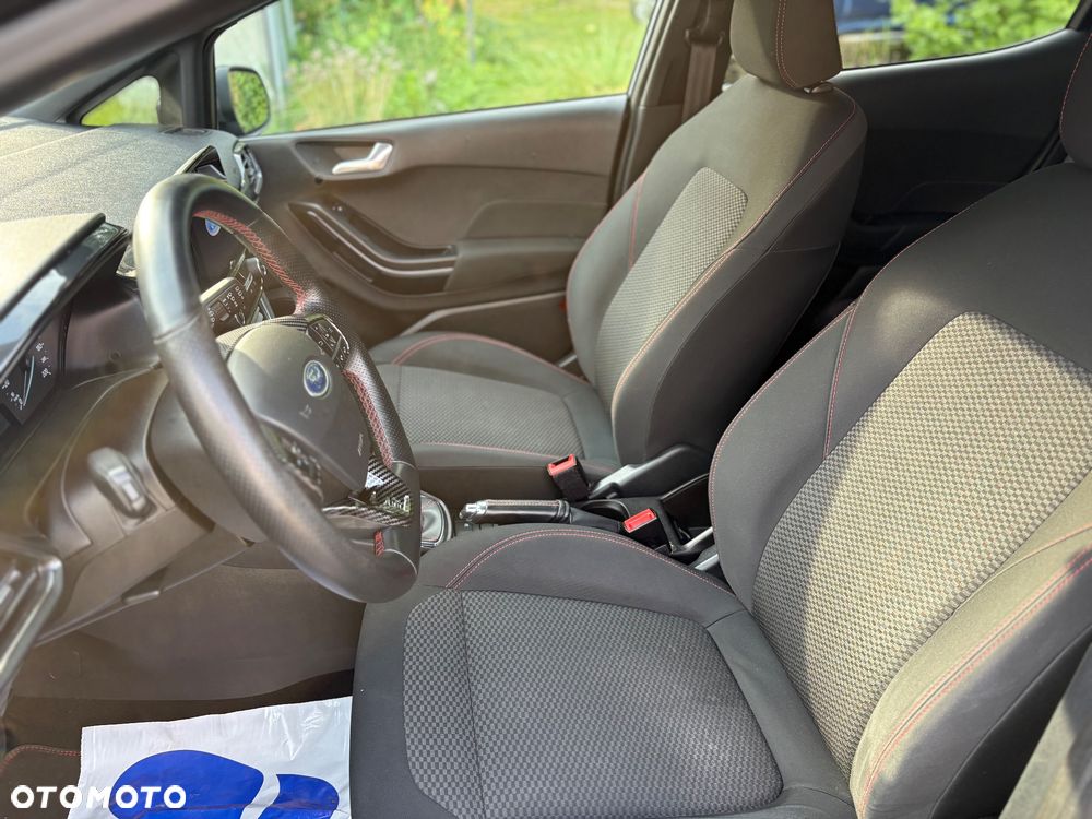 Ford Fiesta 1.0 EcoBoost S&S ST-LINE - 24