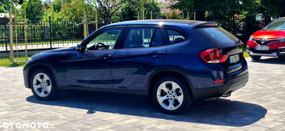 BMW X1 sDrive20i xLine - 9