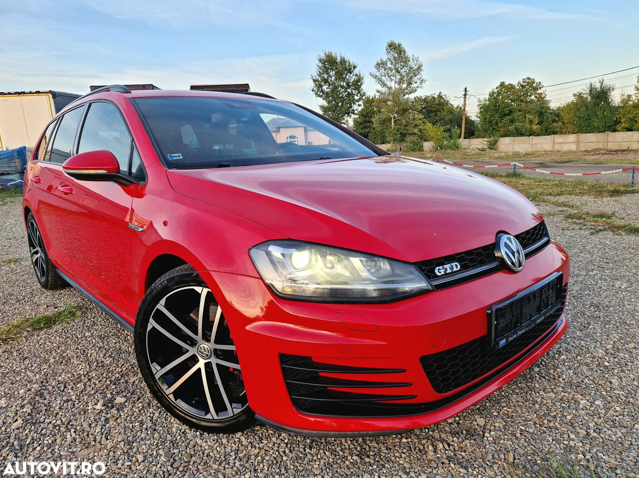 Volkswagen Golf 2.0 TDI DSG GTD - 3