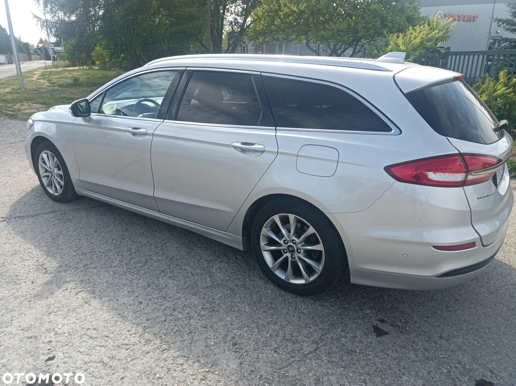 Ford Mondeo 2.0 EcoBlue Edition - 4