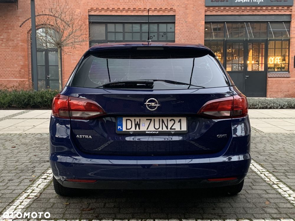 Opel Astra 1.6 CDTI Enjoy - 9