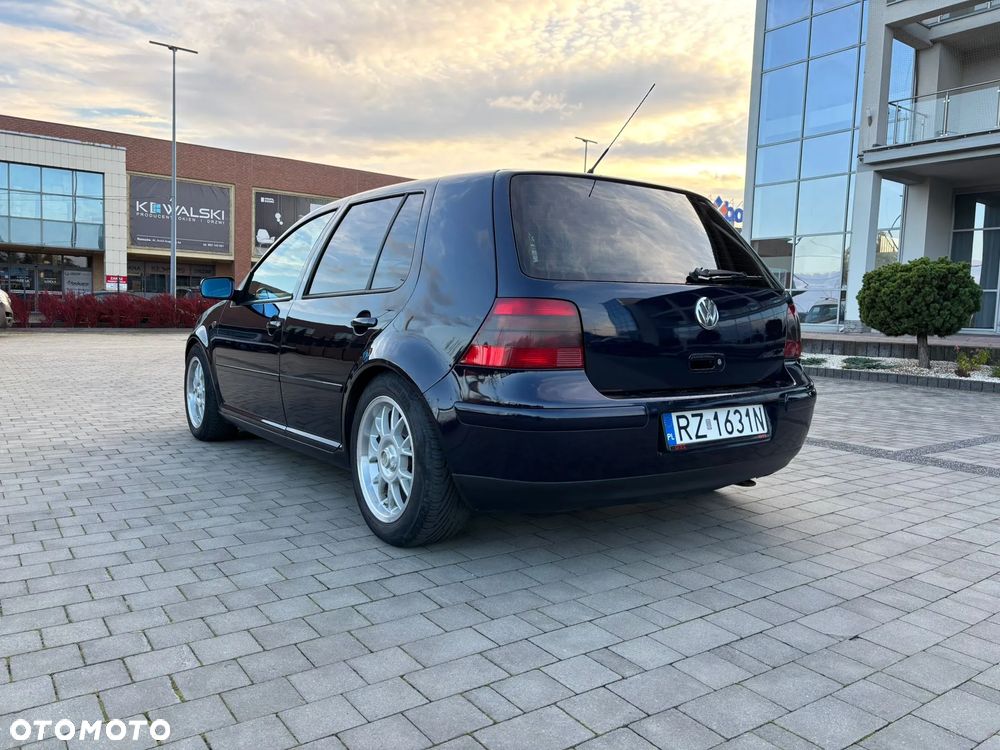 Volkswagen Golf IV 1.8 20V Turbo GTI - 3