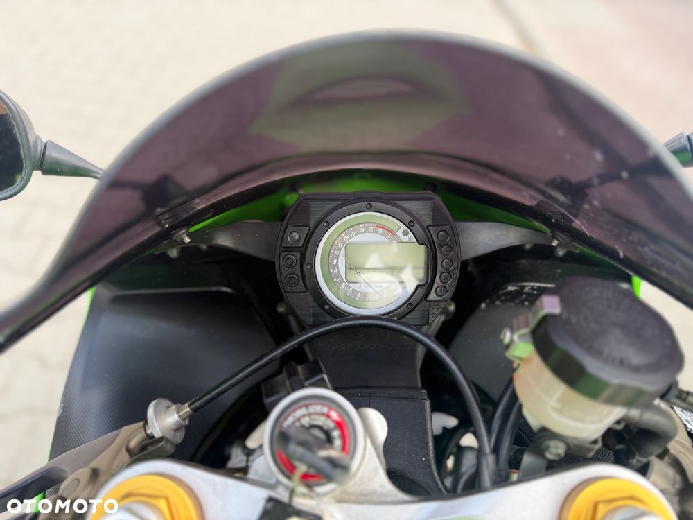 Kawasaki Ninja - 28
