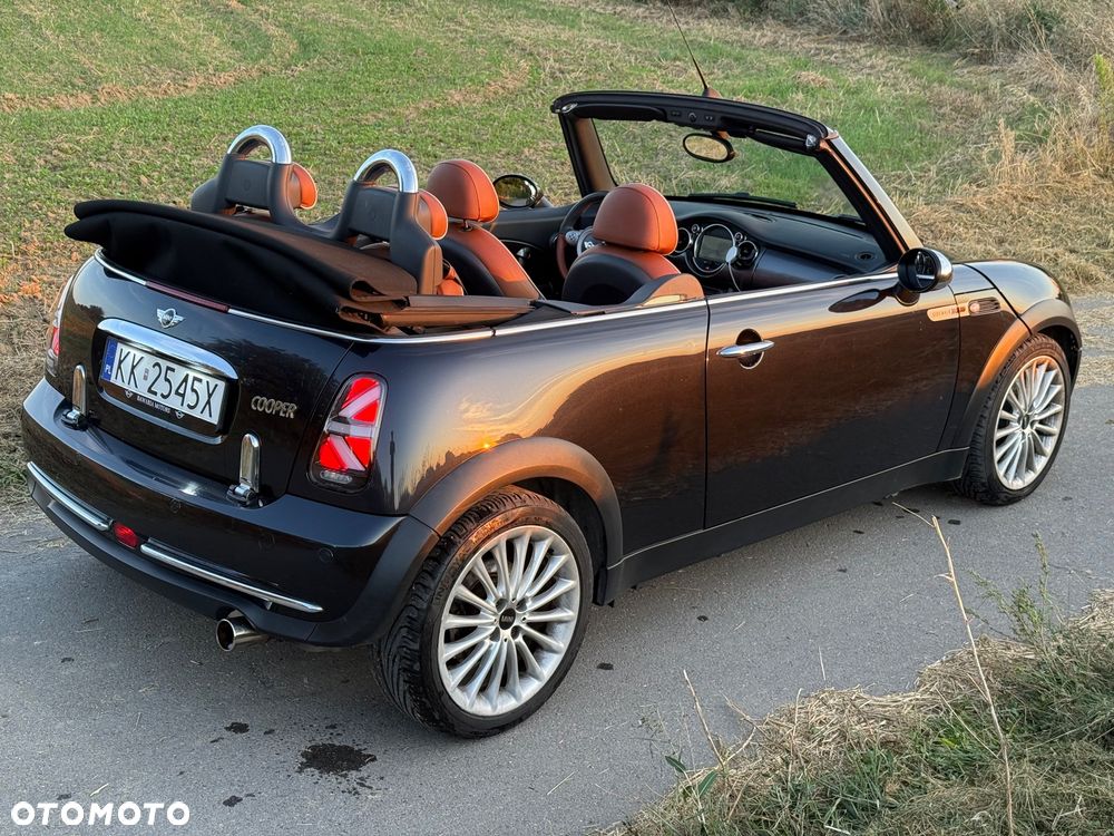 MINI Cooper Sidewalk - 5