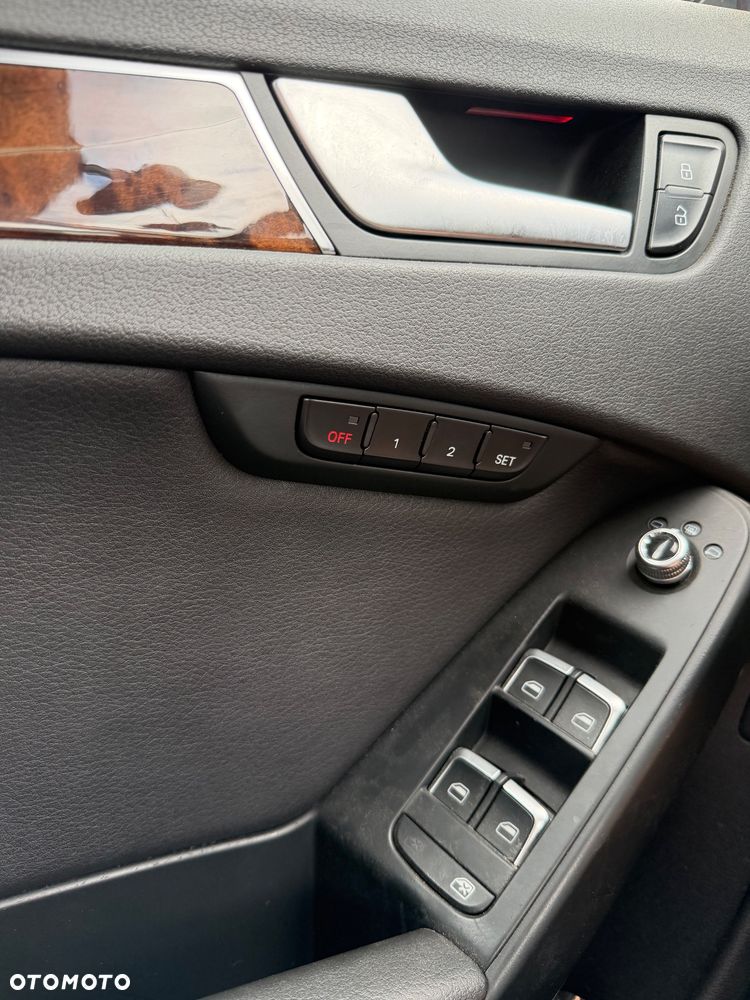 Audi A4 Limousine - 9