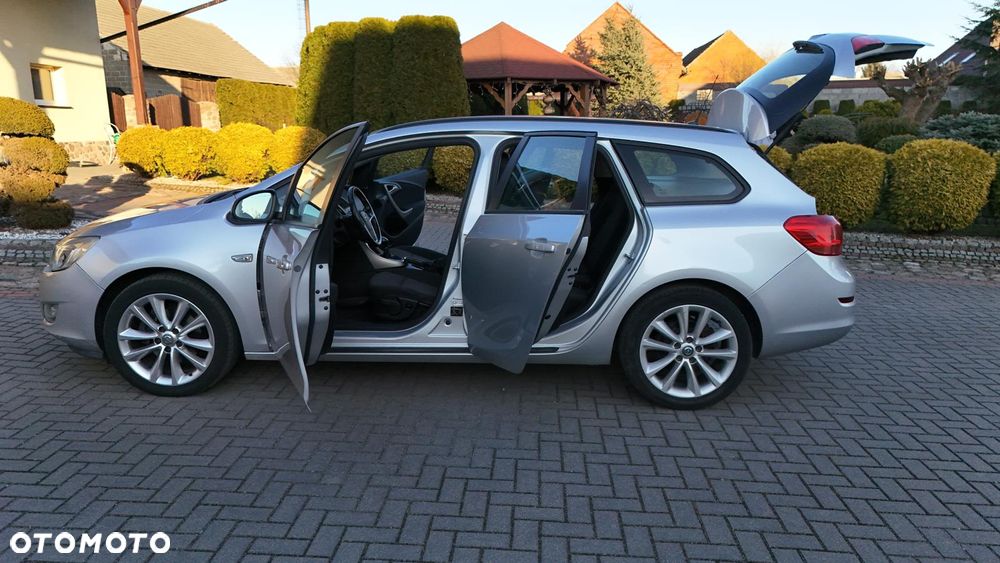 Opel Astra 1.7 CDTI DPF Sport - 1