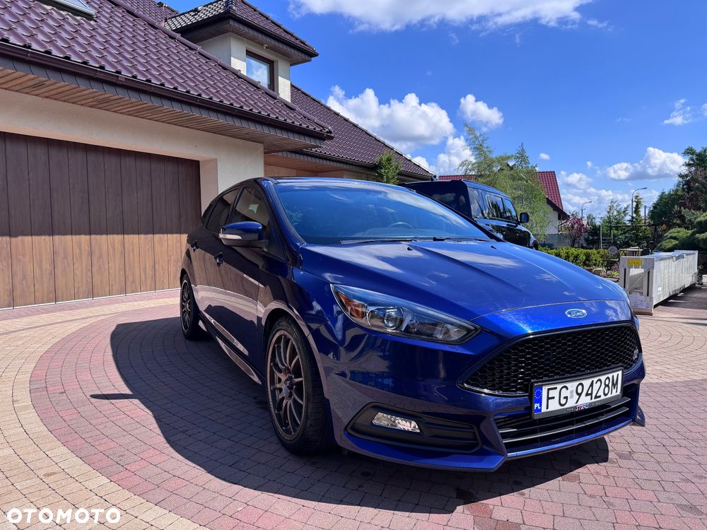 Ford Focus 2.0 EcoBoost ST - 1