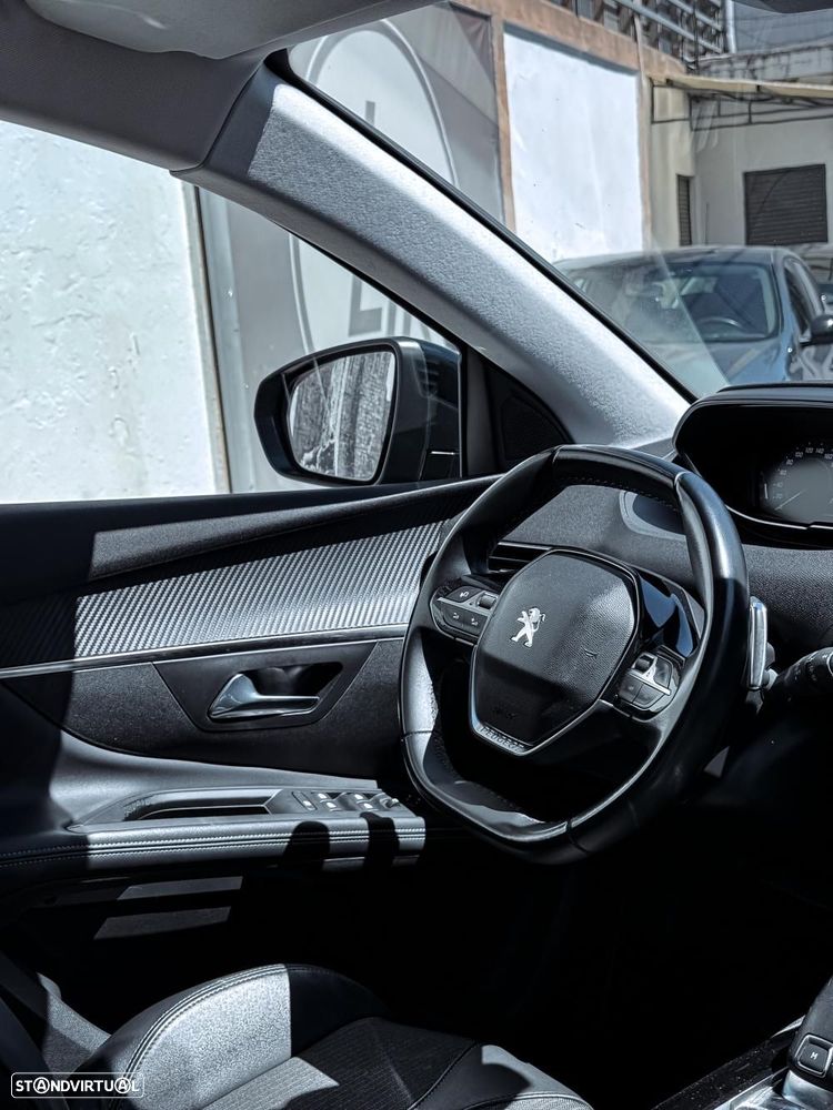 Peugeot 5008 1.5 BlueHDi Allure Pack EAT8 - 15