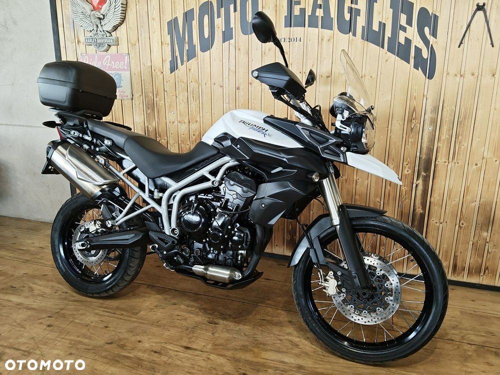 Triumph Tiger - 1