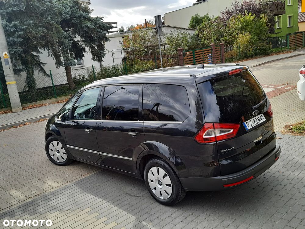 Ford Galaxy 2013 photo 4