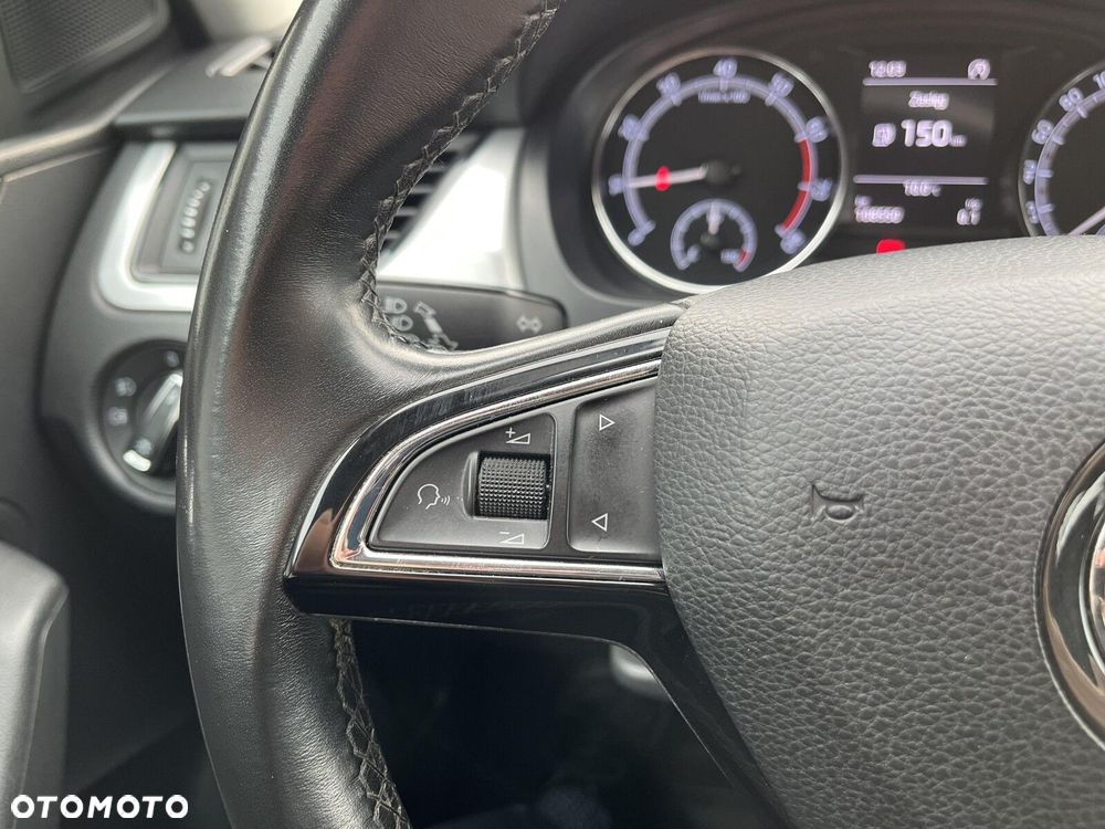 Skoda RAPID 1.0 TSI Ambition - 18