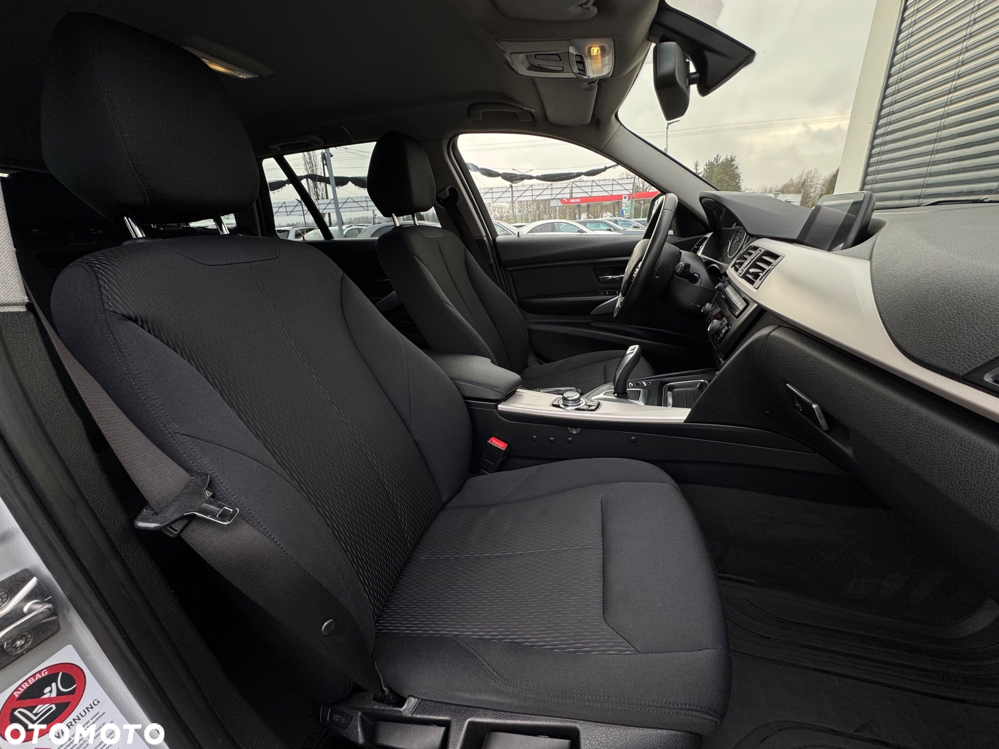 BMW Seria 3 - 28