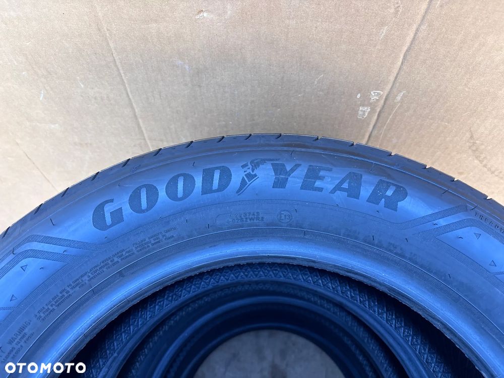 Komplet Opon Letnich Nowy Opony Letnie 215 60 R17 96H Goodyear Efficient Grip 2 SUV Demo 215/60 R17 4 Sztuki - 6
