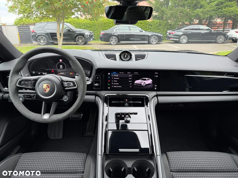 Porsche Panamera 4 - 23