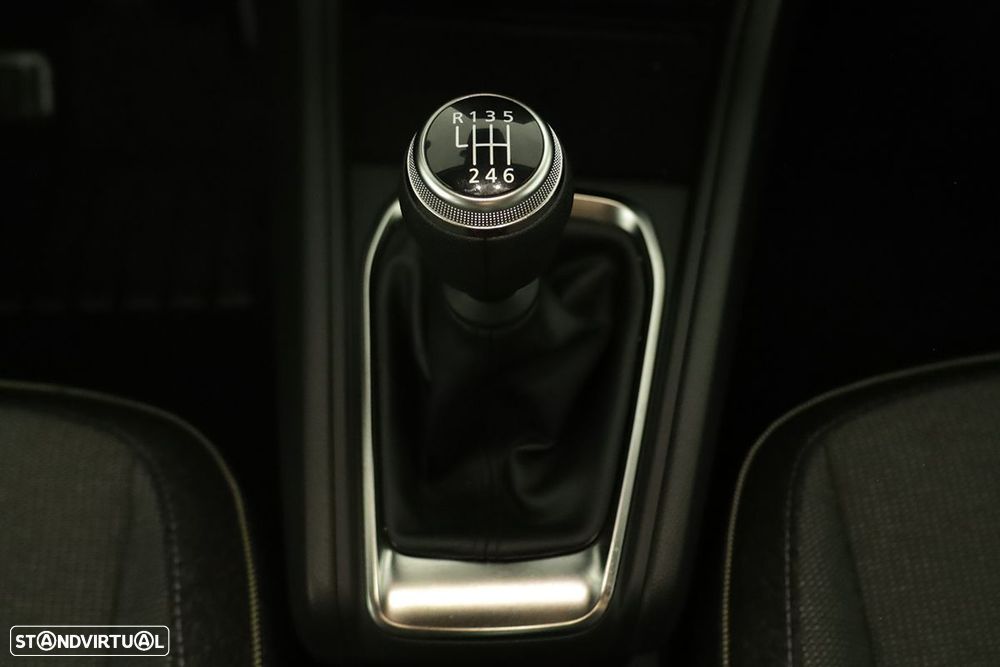 Renault Captur 1.0 TCe Techno Bi-Fuel - 13