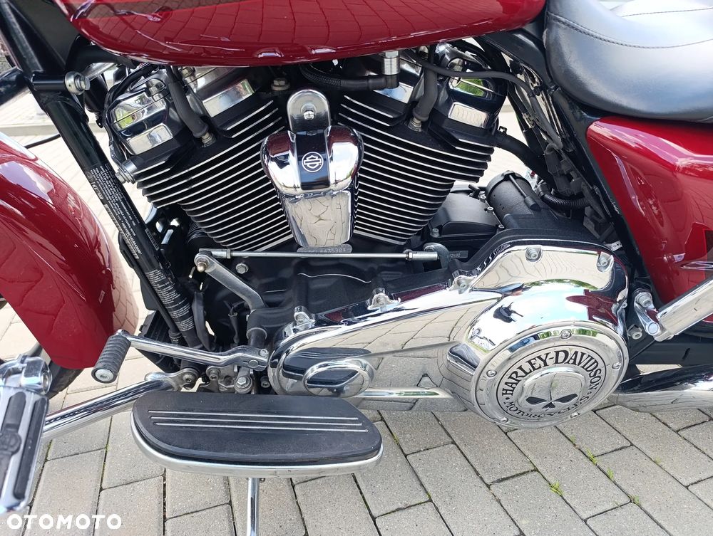 Harley-Davidson Touring Street Glide - 6
