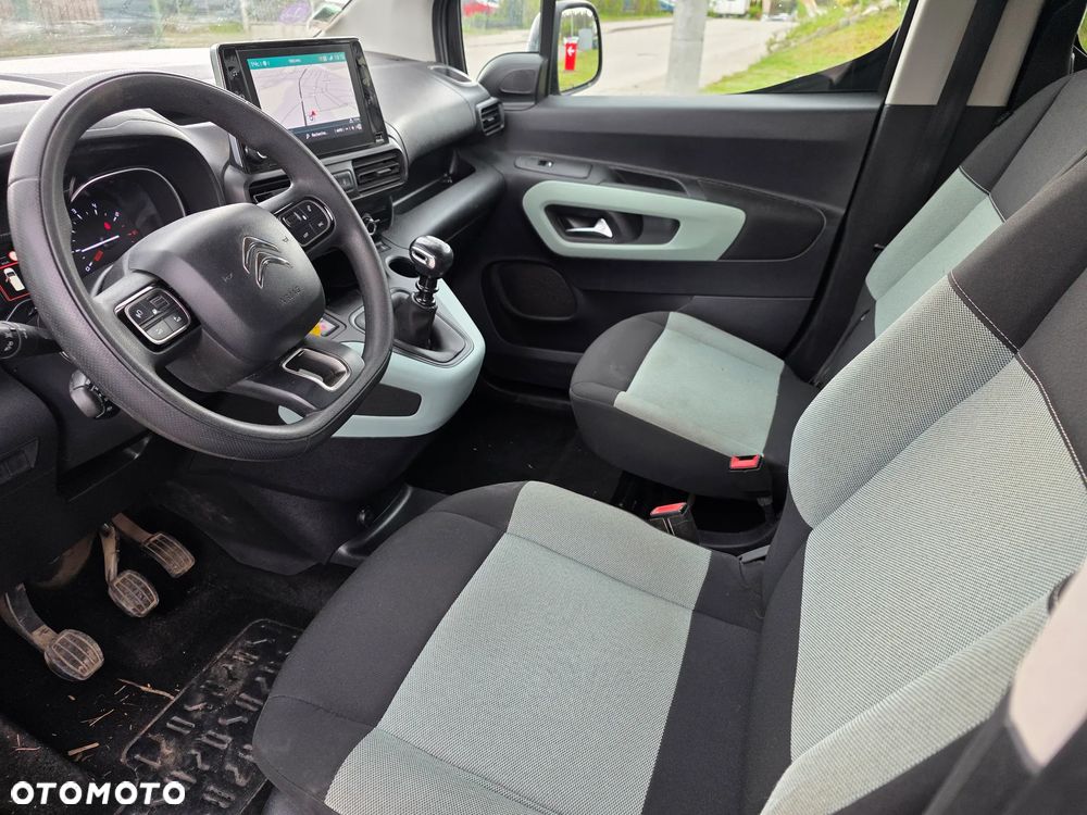Citroën Berlingo XL PureTech 110 FEEL - 11