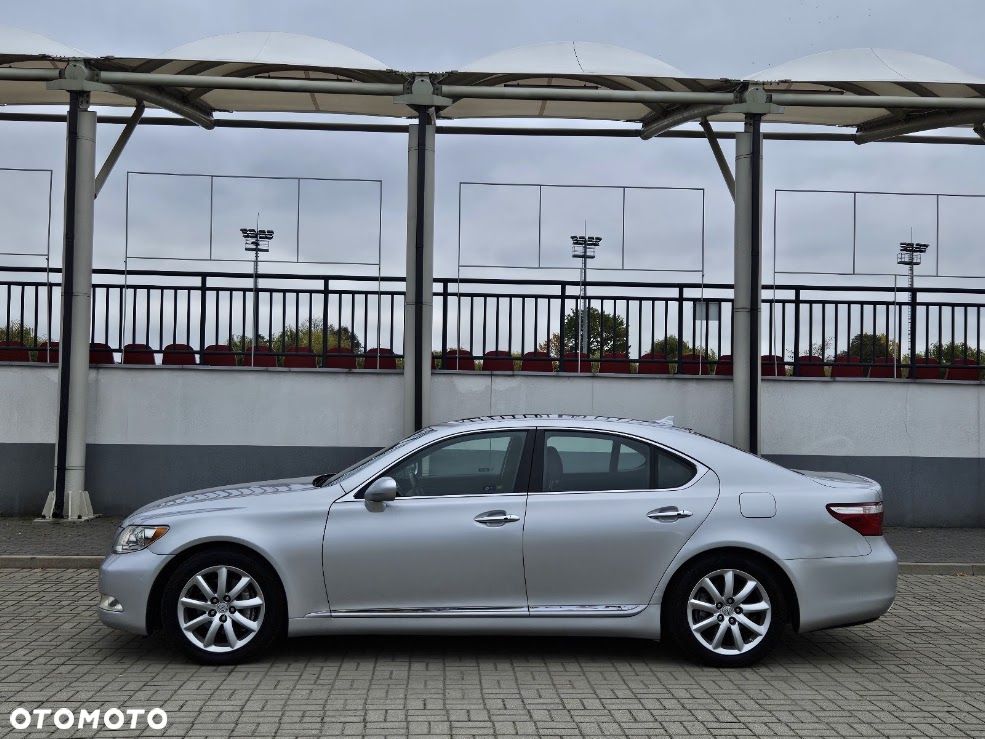 Lexus LS 2007