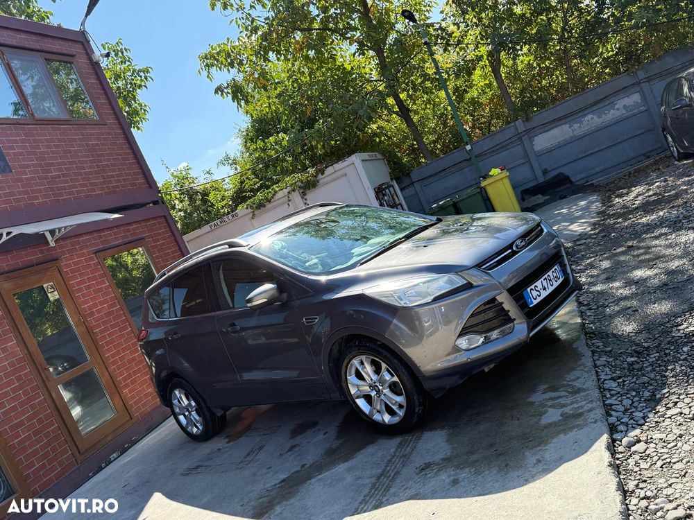 Ford Kuga - 2