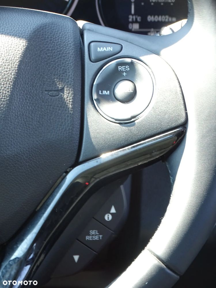 Honda HR-V 1.5 i-VTEC CVT Executive - 19