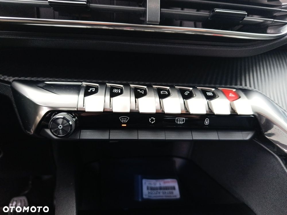 Peugeot 3008 1.5 BlueHDi Allure S&S - 25