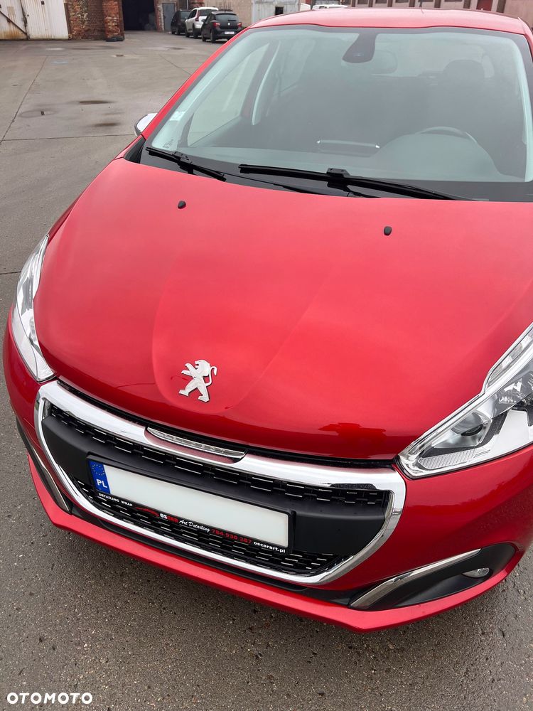 Peugeot 208 - 11