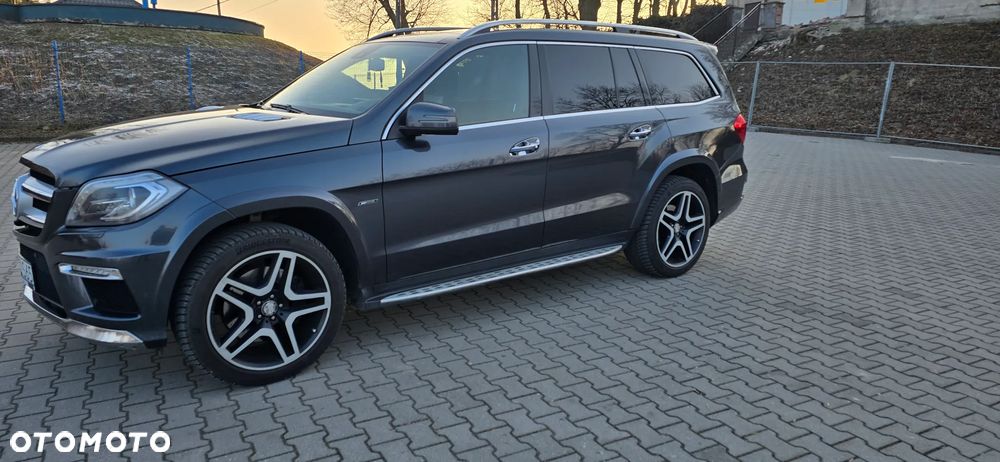 Mercedes-Benz GL - 32