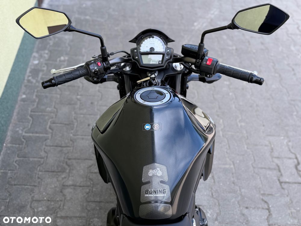 Kawasaki ER - 18