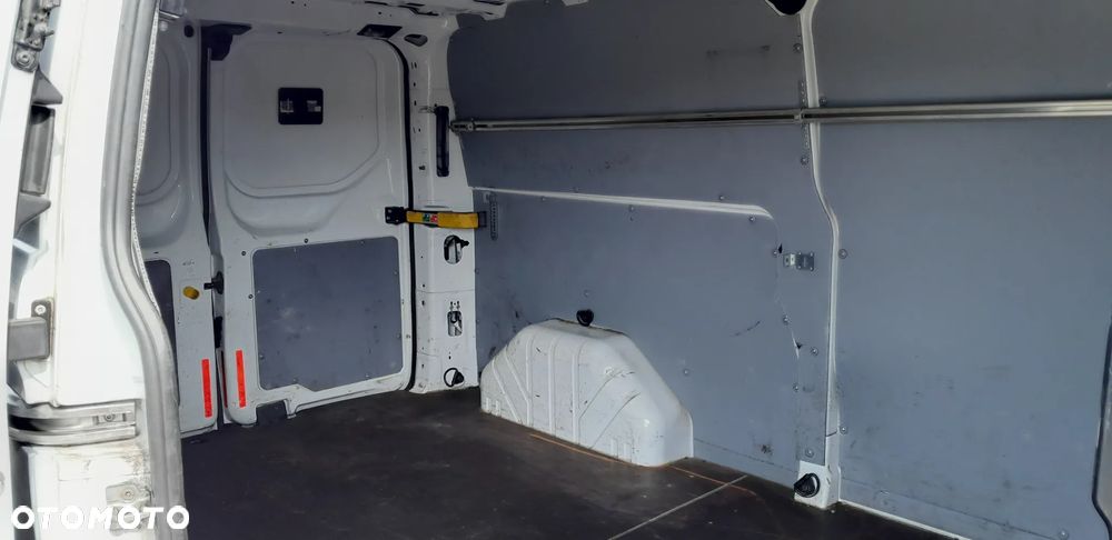 Ford Transit Custom - 9