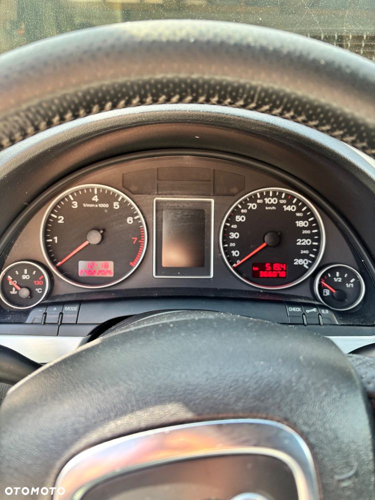 Audi A4 Avant 1.8T - 8