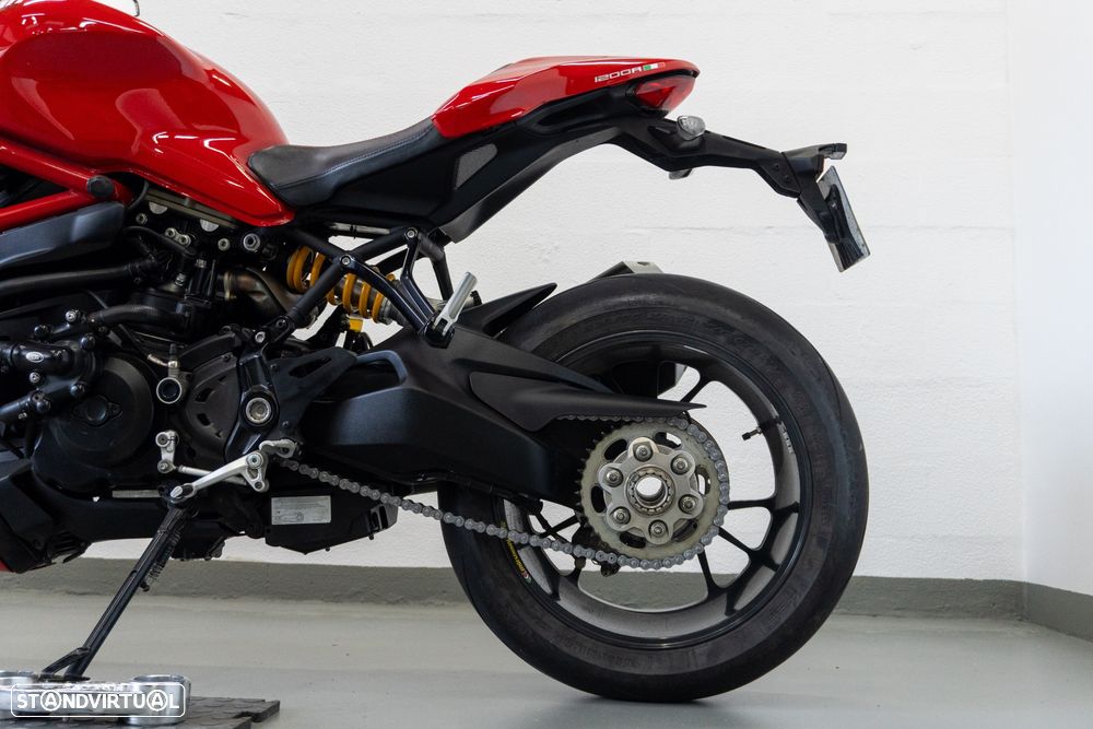 Ducati Monster Monster 1200R - 11