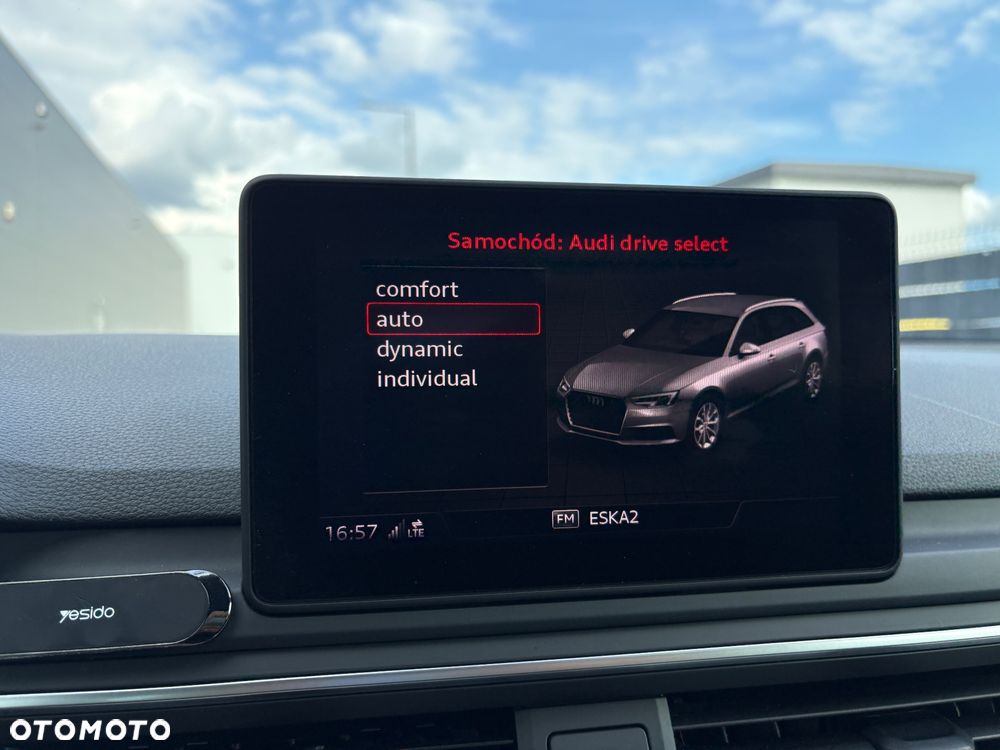 Audi A4 Avant 35 TFSI mHEV S Line S tronic - 24