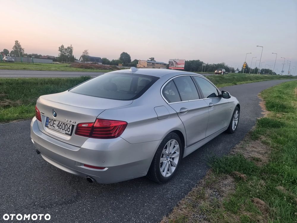 BMW Seria 5 535i xDrive Sport-Aut Luxury Line - 3