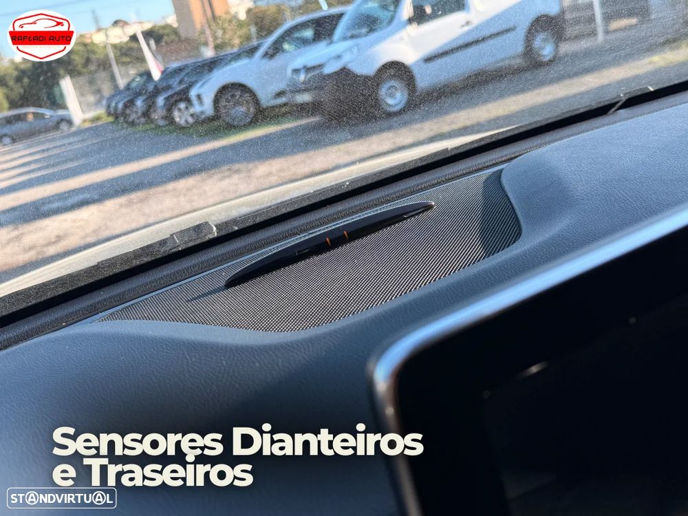 Mercedes-Benz CLA 180 d - 25