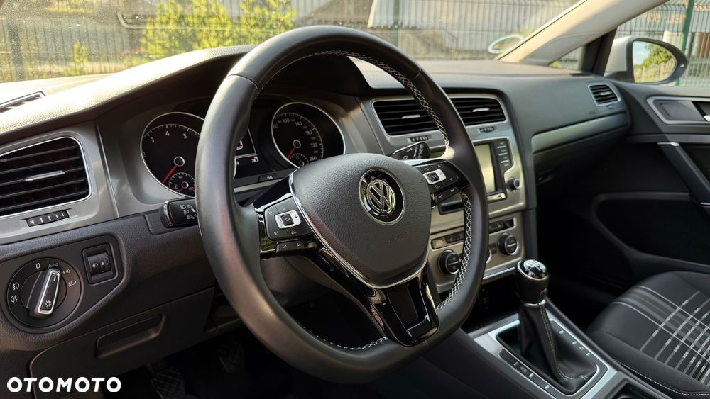 Volkswagen Golf 1.4 TSI BlueMotion Technology Lounge - 27