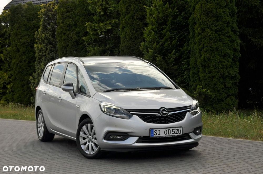 Opel Zafira - 2