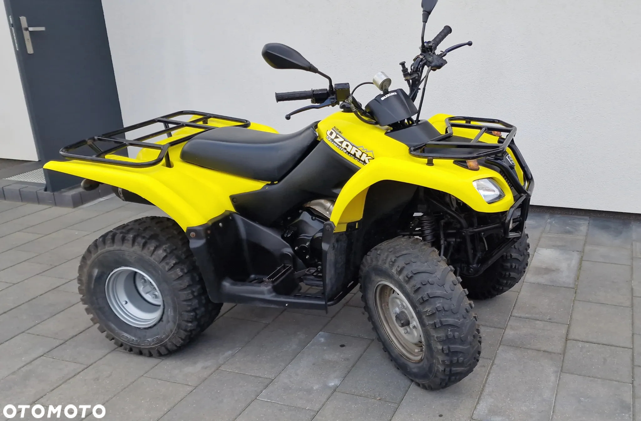 Suzuki Inny