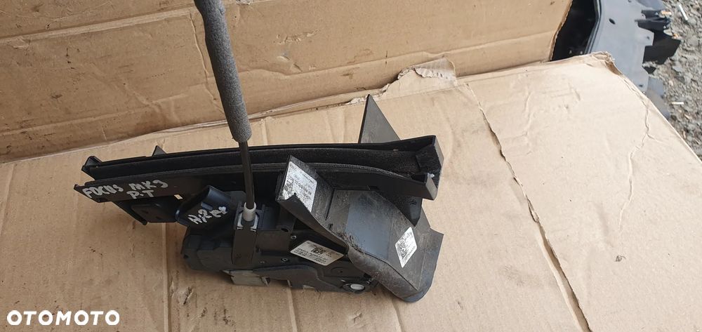Zamek drzwi prawy tył tylny Ford Focus MK3 BM5A-A26412-BF - 4