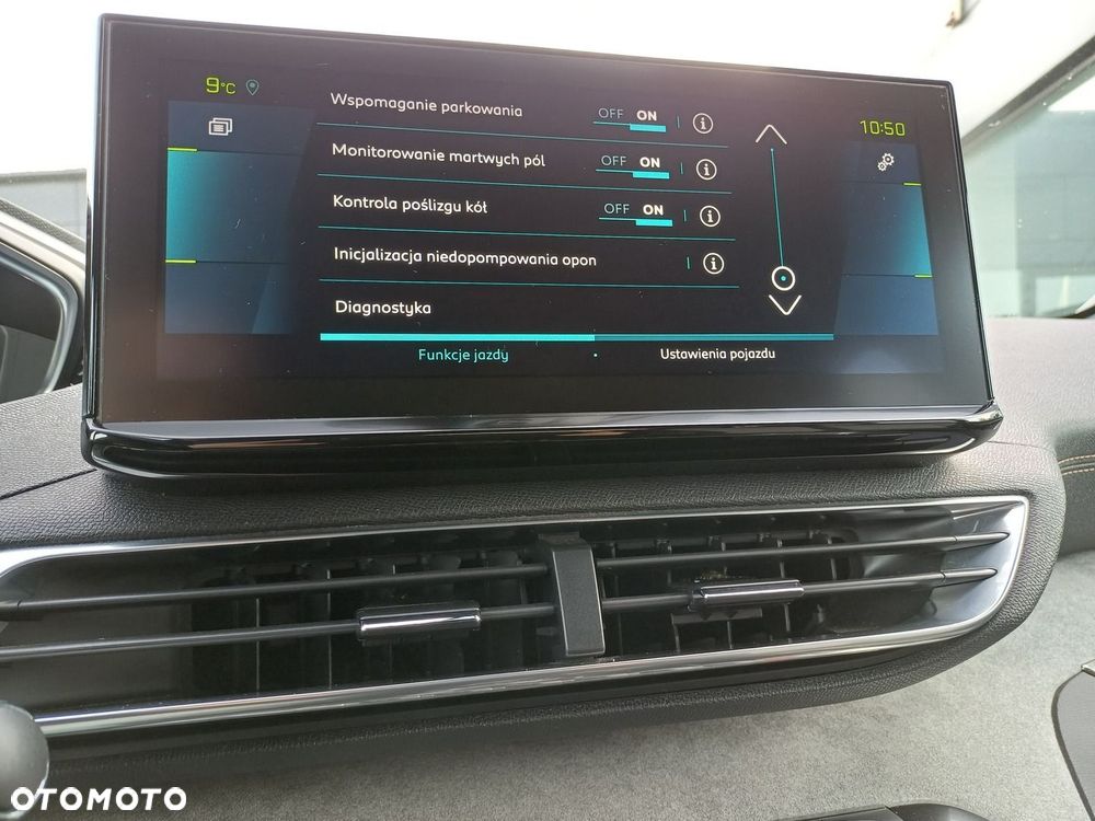 Peugeot 3008 1.6 PureTech HYbrid GT Line S&S EAT8 - 23