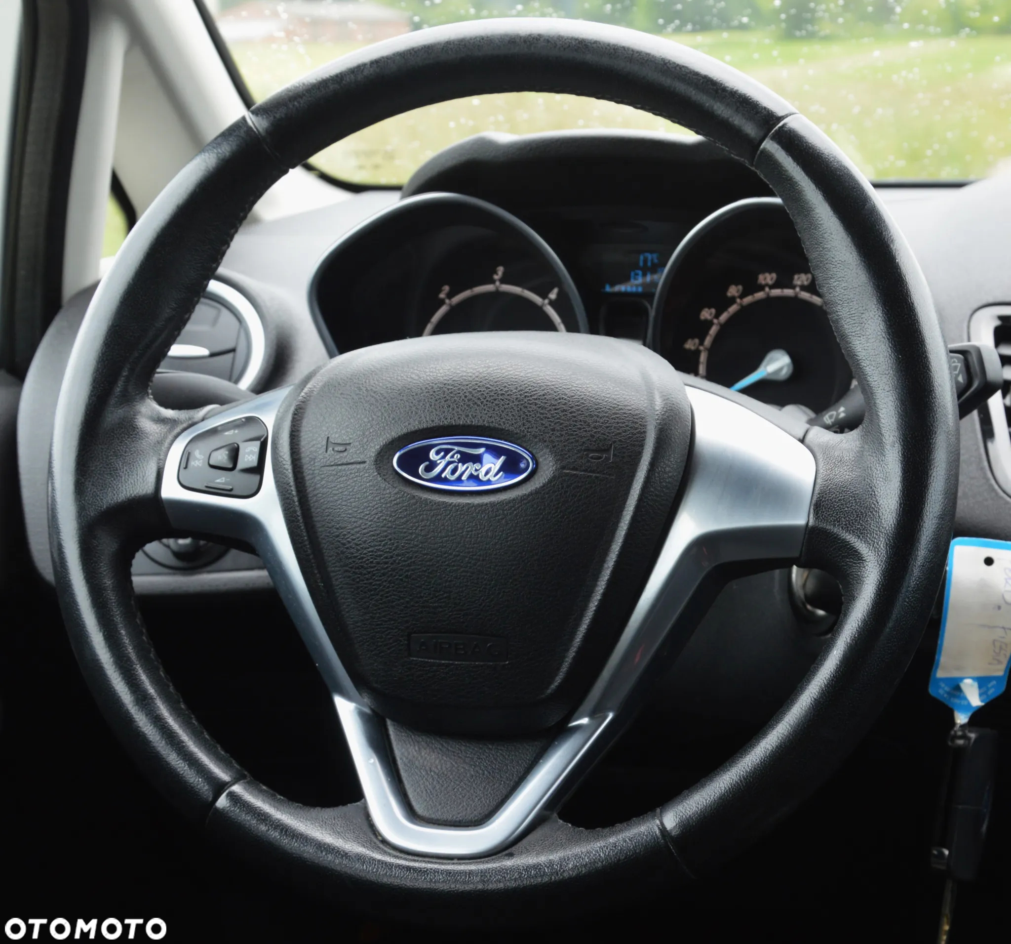 Ford Fiesta - 22