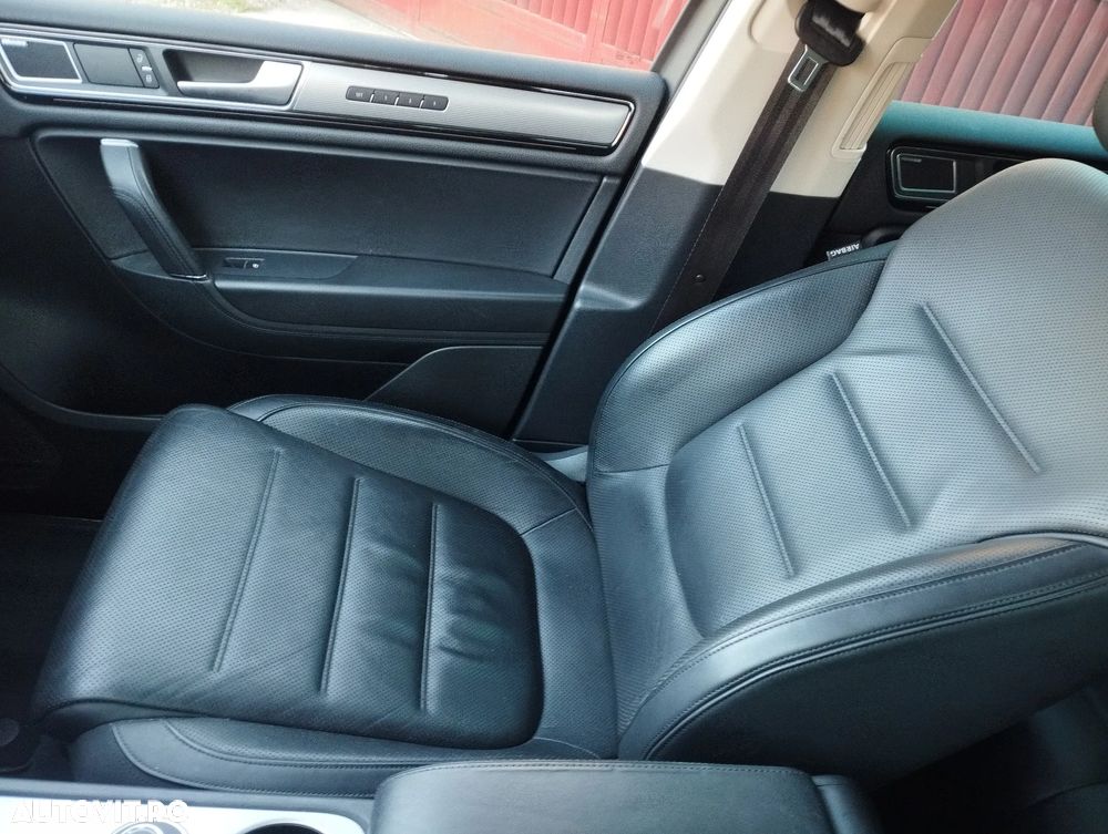 Volkswagen Touareg 3.0 V6 TDI SCR Blue Motion DPF Automatik Terrain Tech Executive Edition - 24