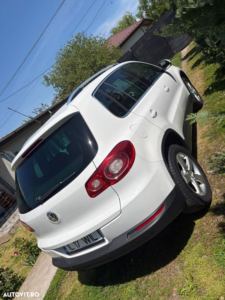 Volkswagen Tiguan 2.0 TDI CR DPF 4Motion DSG Track&Field - 4