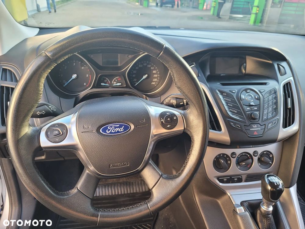 Ford Focus 1.6 TDCi Trend - 19
