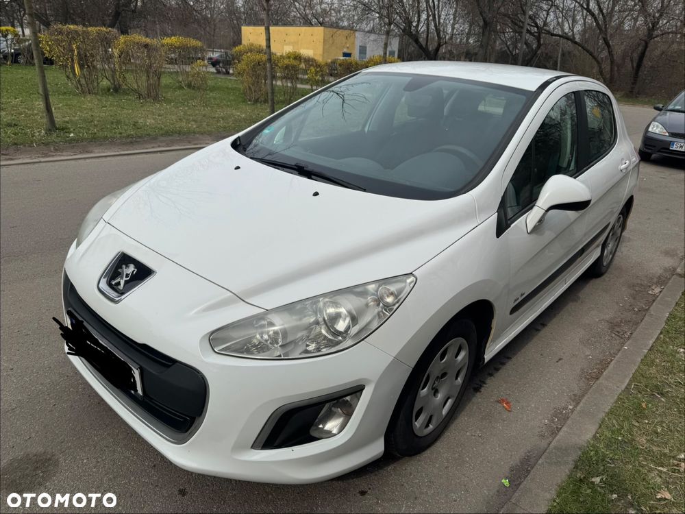 Peugeot 308 100 VTi Urban Move First Edition - 1